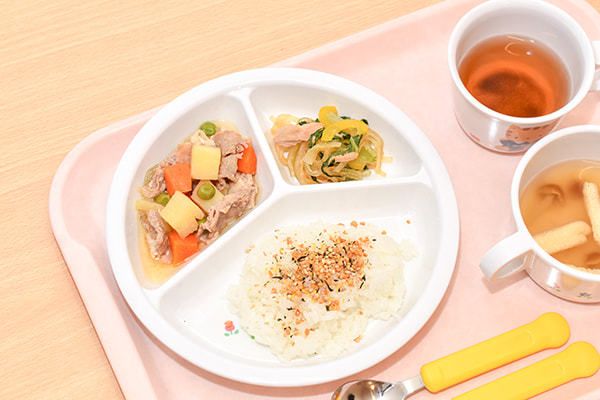 どんぐりの友保育園